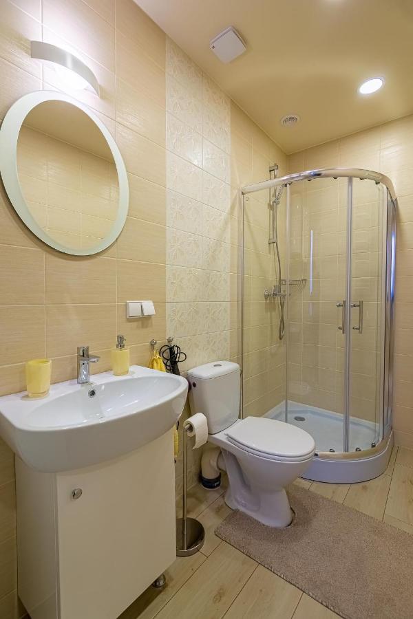 Liux Apartamentai Kaunas Kültér fotó