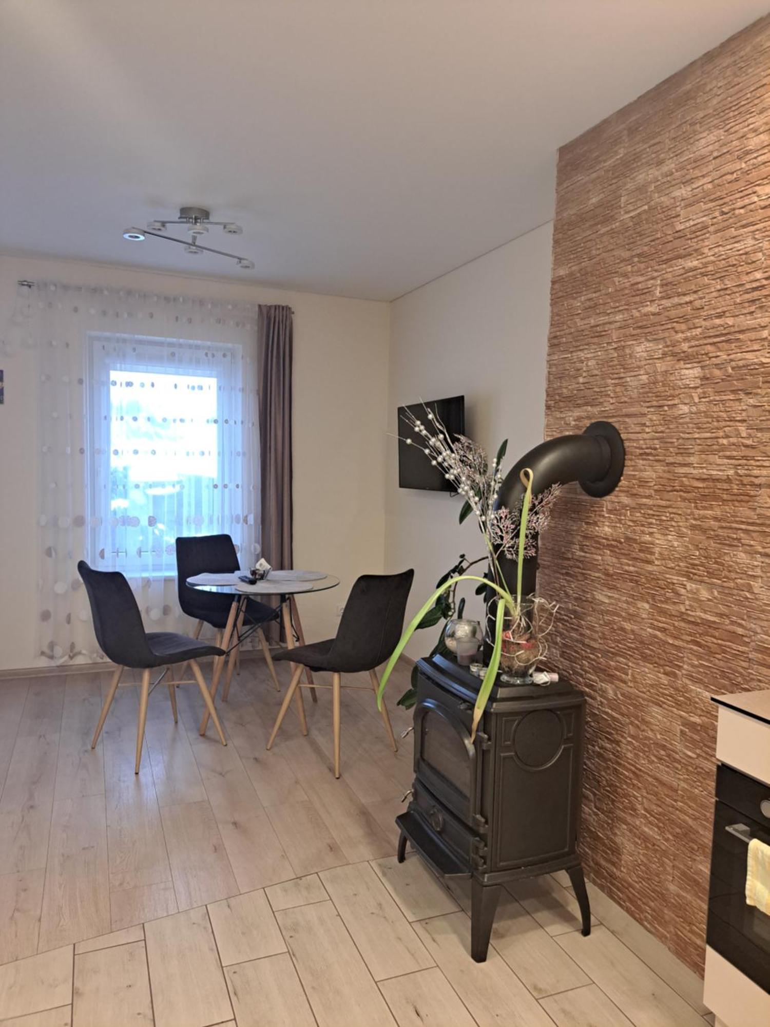 Liux Apartamentai Kaunas Kültér fotó